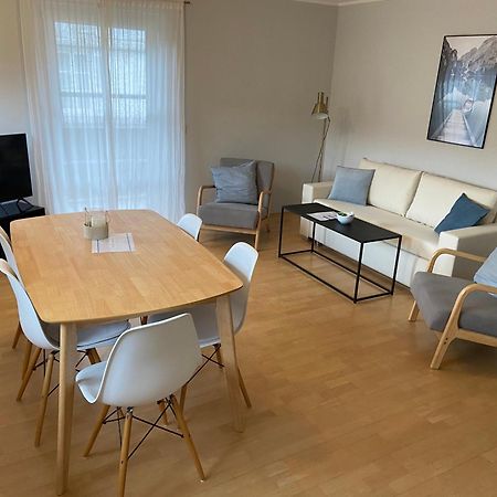 Modern Eingerichtete Wohnung Mit 2 Schlafzimmern Bergen  Exterior foto