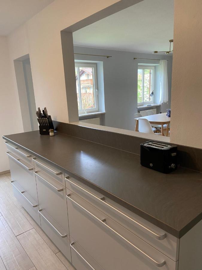 Modern Eingerichtete Wohnung Mit 2 Schlafzimmern Bergen  Exterior foto